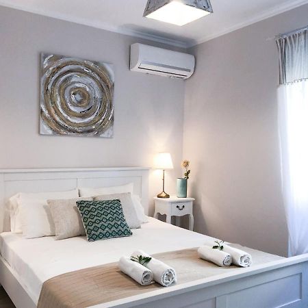 Вилла Alekas Harbour House Кассиопи Экстерьер фото